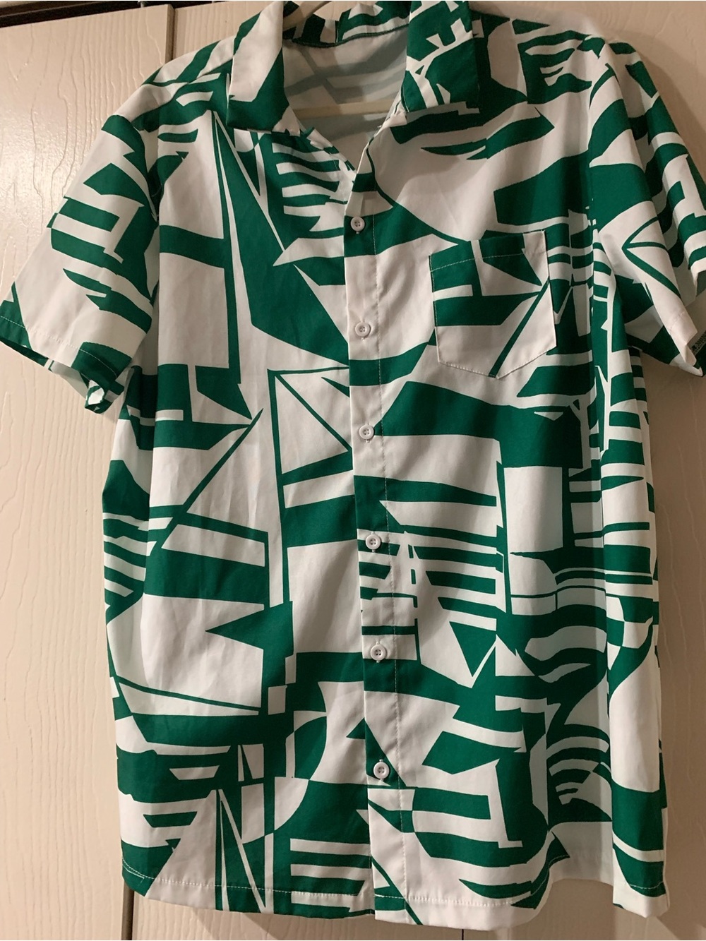 Green & White Geometric Button-Up Shirt